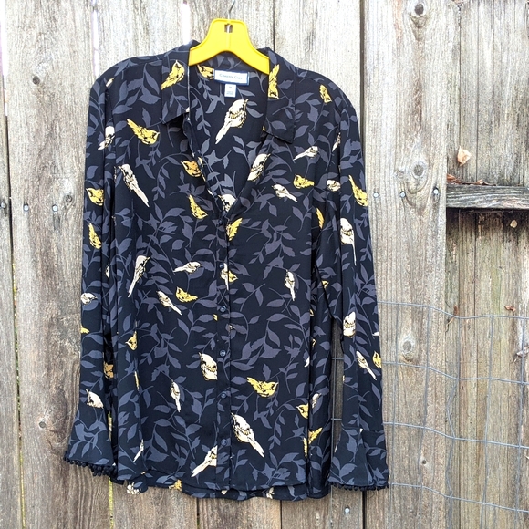 Pretty bird blouse - Picture 1 of 4